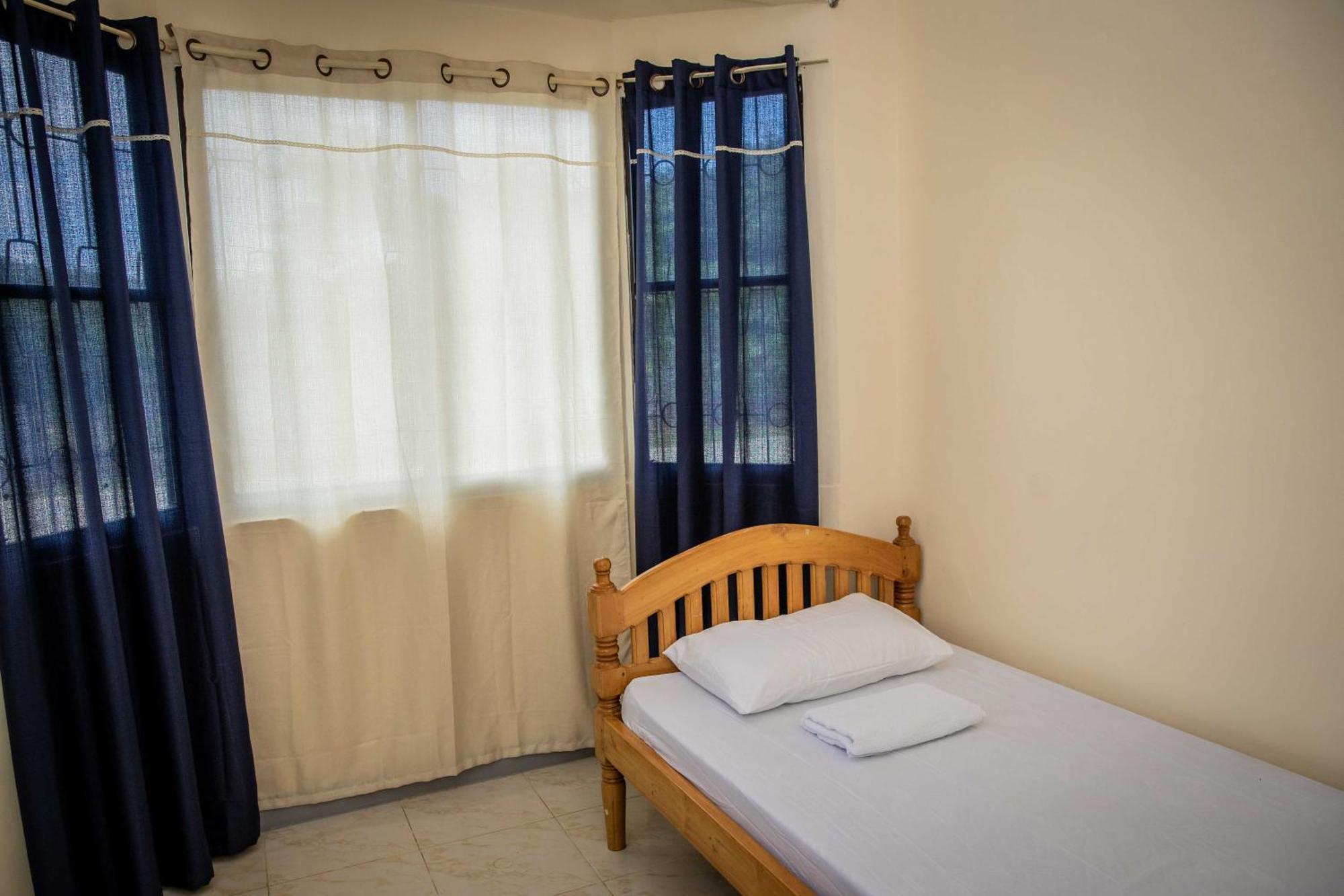 Fardesam - Budget Friendly Guest House Siquijor Buitenkant foto